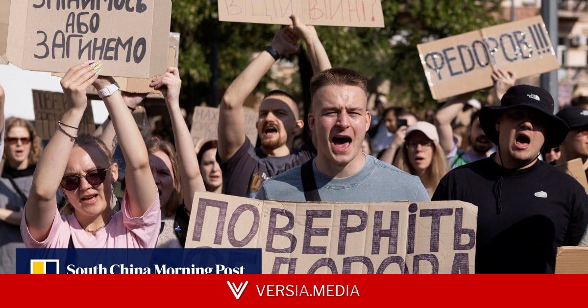 Zelensky faces fury on Ukrainian streets after dropping popular defence minister