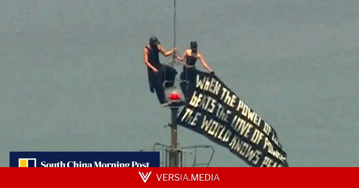 Russian daredevils scale Empire State Building for proposal stunt, then get arrested