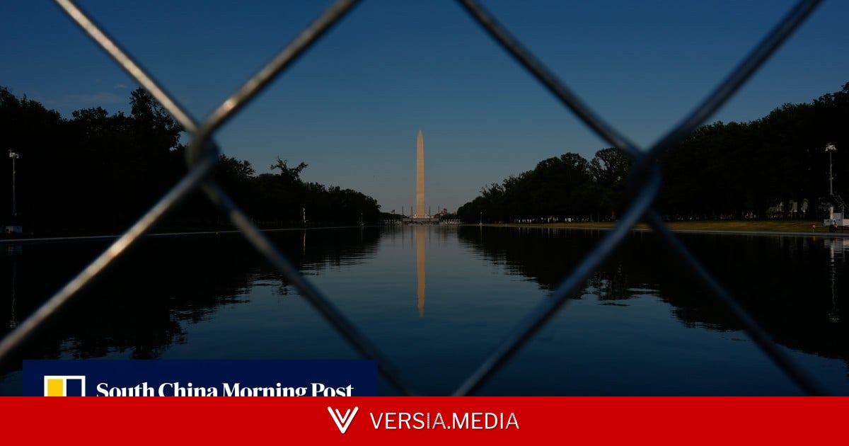 Washington Reflecting Pool liner was sliced with blade, official says