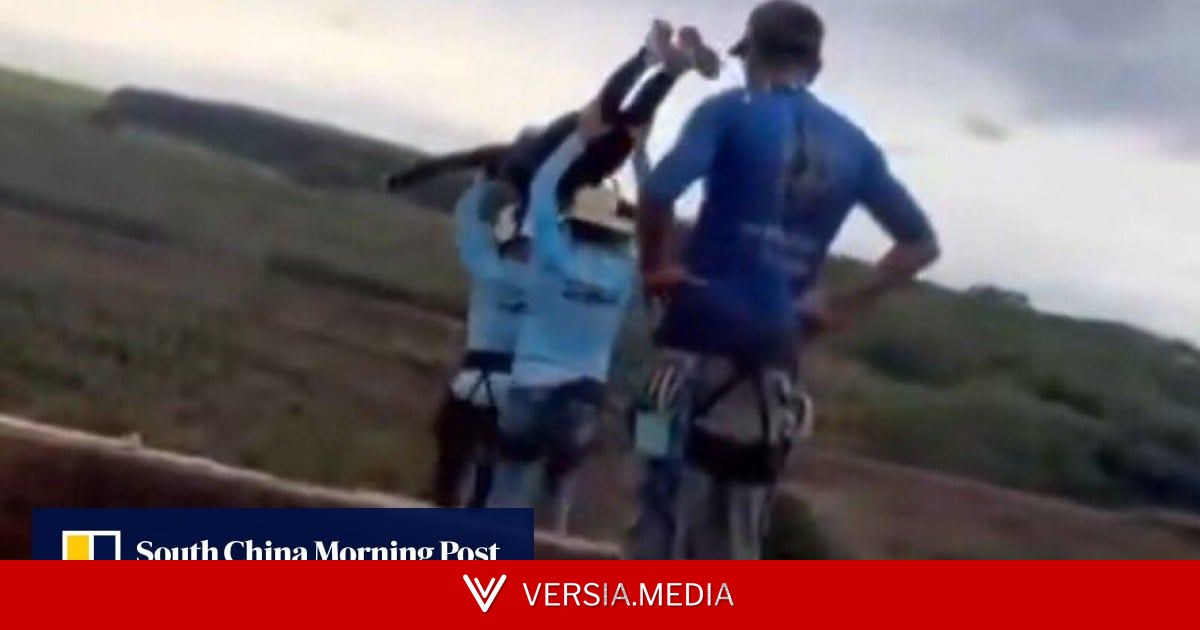 Brazilian woman killed after being thrown off bridge without rope is buried in Sao Paulo β Science | Versia.media