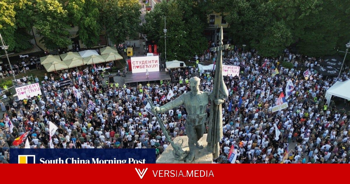 Serbians keep up protest after president says he will step down in weeks